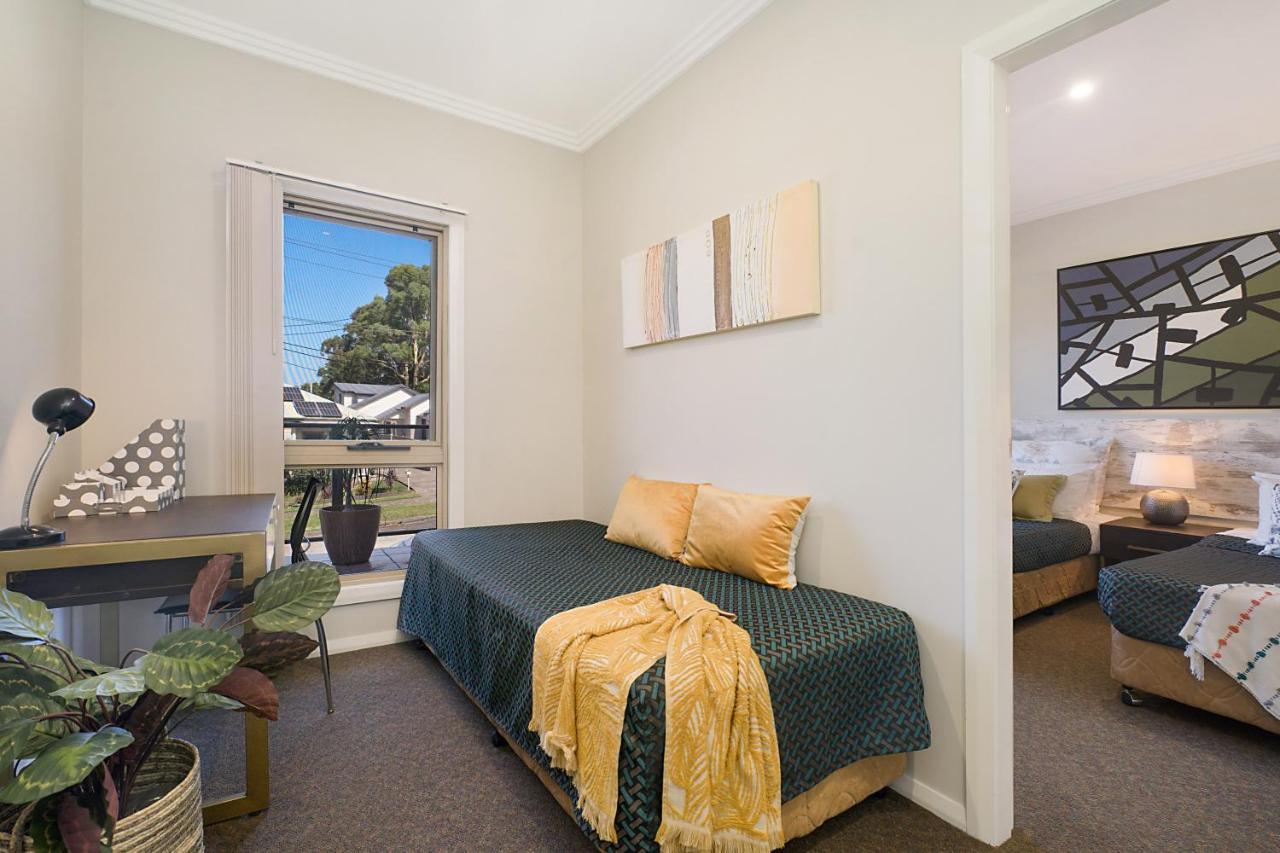 Newcastle Short Stay Accommodation - Birmingham Garden Townhouses מראה חיצוני תמונה