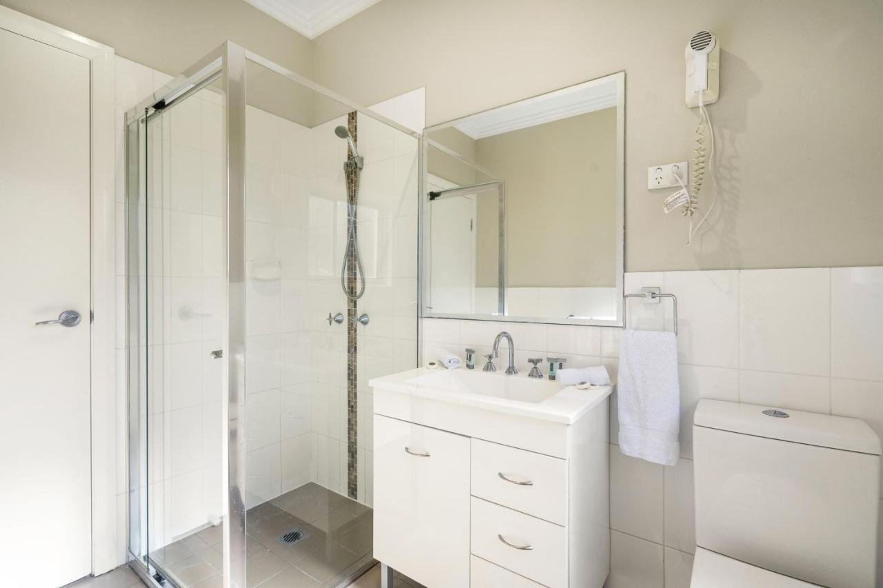 Newcastle Short Stay Accommodation - Birmingham Garden Townhouses מראה חיצוני תמונה